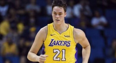 La tragédie de Zimmerman maillot basket nba Los Angeles Lakers